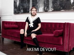 AKEMI_DEVOUT