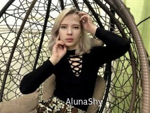 AlunaShy