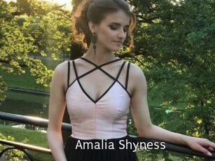 Amalia_Shyness