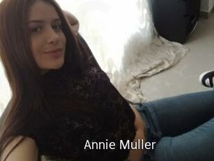 Annie_Muller