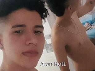 Aron_Hott