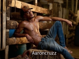 Aaroncruzz