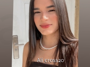Ali_cross20