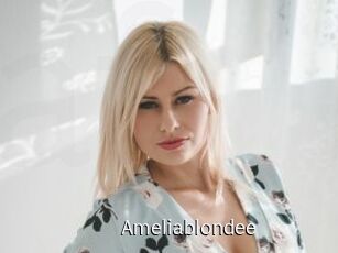 Ameliablondee