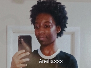 Aneliaxxx