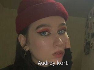 Audrey_kort