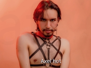 Axel_hot
