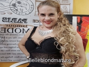 belleblondmature Anal Fist