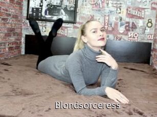 Blondsorceress