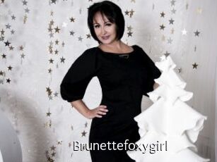 Brunettefoxygirl