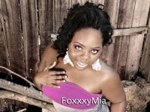 FoxxxyMia