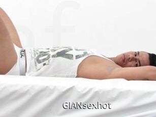 GIANsexhot