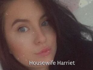 Housewife_Harriet