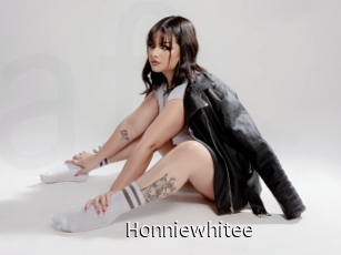 Honniewhitee