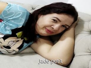 Jade_petit