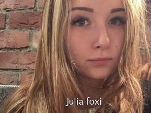 Julia_foxi