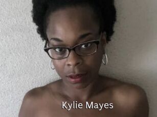 Kylie_Mayes