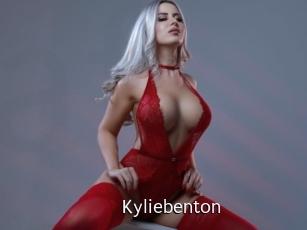 kyliebenton Anal Fist
