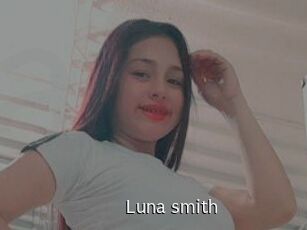 Luna_smith