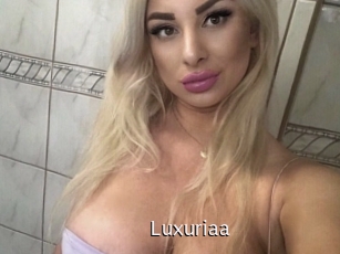 Luxuriaa Anal Fist