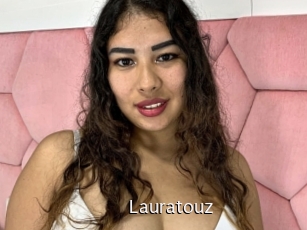 lauratouz Anal Fist
