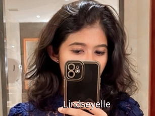 Lindseyelle