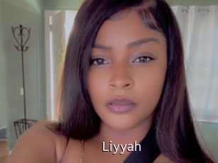 liyyah Anal Fist