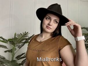 MiaBronks