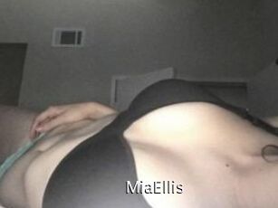 Mia_Ellis