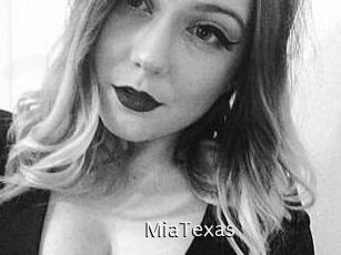 Mia_Texas