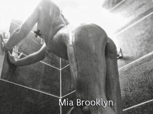 Mia_Brooklyn