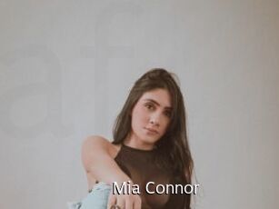 Mia_Connor