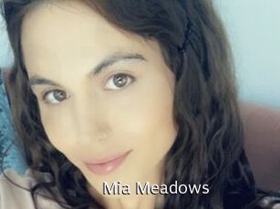 Mia_Meadows