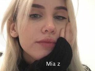 Mia_z