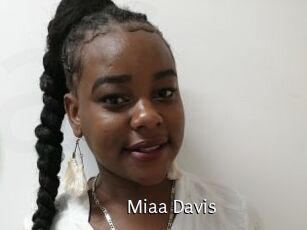 Miaa_Davis
