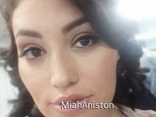 MiahAniston