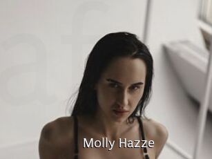 Molly_Hazze