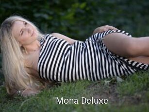 Mona_Deluxe_