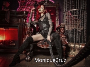 MoniqueCruz Anal Fist