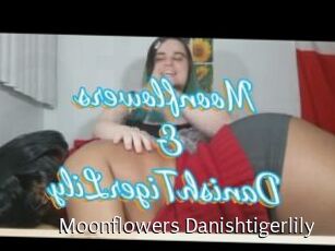 Moonflowers_Danishtigerlily