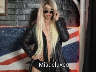 Miadeluxce