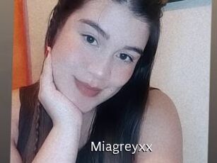 Miagreyxx