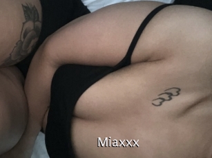 Miaxxx