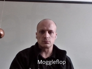 moggleflop Anal Fist