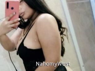 NahomyWest