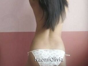 Naomi_Olivia