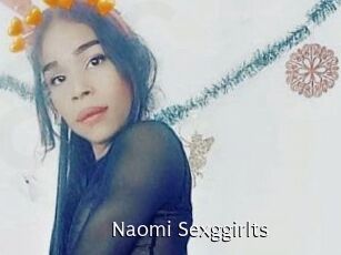 Naomi_Sexggirlts