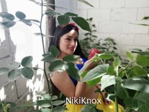 NikiKnox