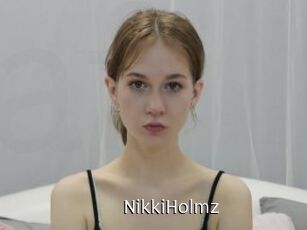 NikkiHolmz