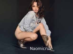 naomicruz Anal Fist